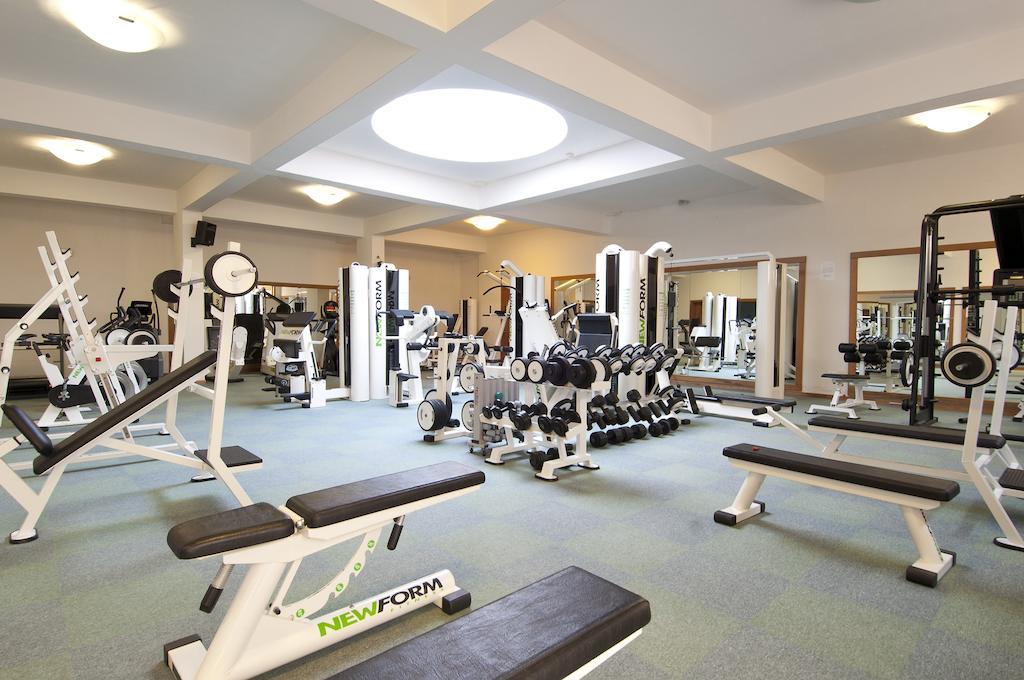 Hotel Le Ginestre Family & Wellness Vieste Bagian luar foto